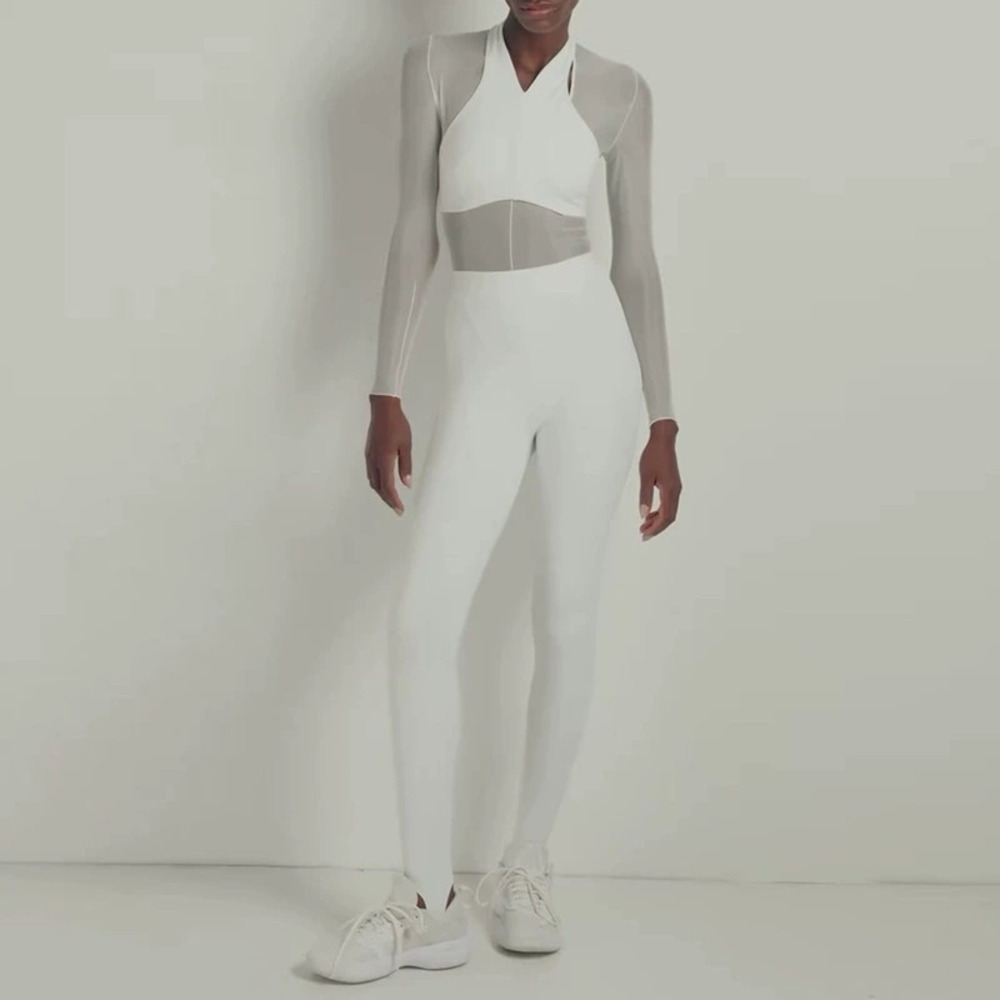 Forever 21 White Simple Slim-Fit Sporty Elegant Pants Set